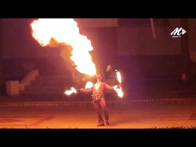 Persembahan ‘fire Dance’ Curi Perhatian Pengunjung Leypark Station