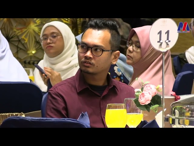 Unimel Dinaik Taraf Ke Universiti Islam Melaka