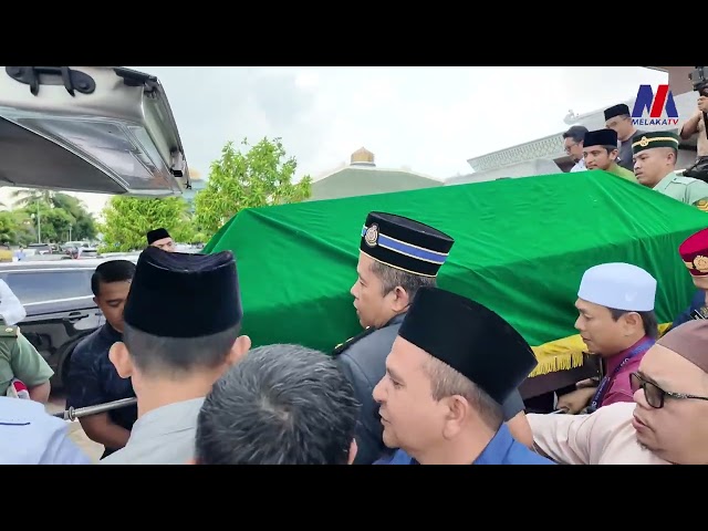 Jenazah Allahyarham Suk Melaka Selamat Disolatkan Di Masjid Al Azim