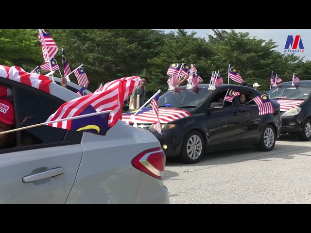 100 Kenderaan Dari Melaka Sertai Kembara Merdeka Jalur Gemilang