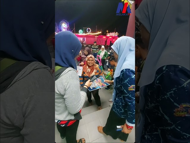 Suasana Di Melaka River Cruise Edisi Ketiga Bila Larut Malam