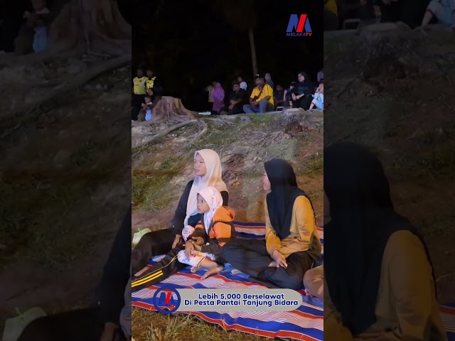 Lebih 5,000 Berselawat Di Pesta Pantai Tanjung Bidara