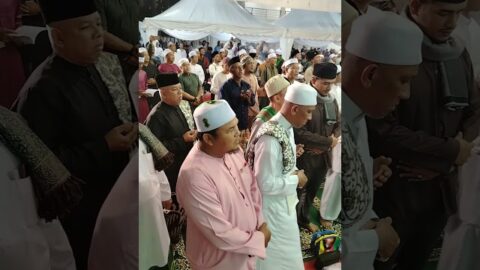 Kemeriahan Majlis Malam Cinta Rasul Muallaf Berselawat Di Kompleks Darul Huda, Balai Islam.