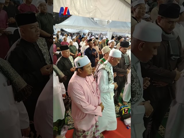 Kemeriahan Majlis Malam Cinta Rasul Muallaf Berselawat Di Kompleks Darul Huda, Balai Islam.