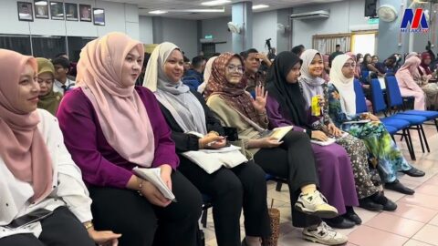 Gerbang pantun melaka catat lebih 10,000 rangkap pantun