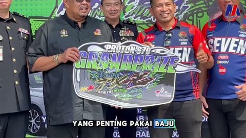 Pakai baju rxz dapat diskaun 10 peratus!
