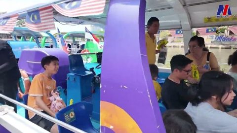 Wira, manja, tuah, teja ‘take over’ melaka river cruise